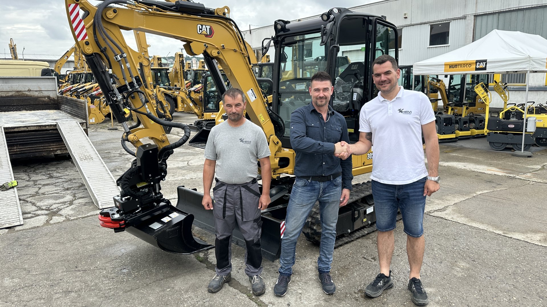 Caterpillar 302.7CR típusú gumitalpas forgókotró
